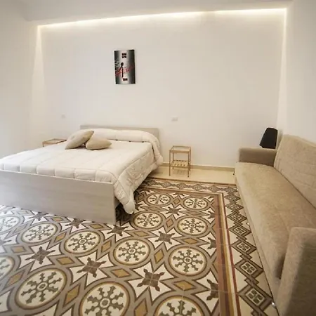 Basilicata Host To Host - Charme Guest house *