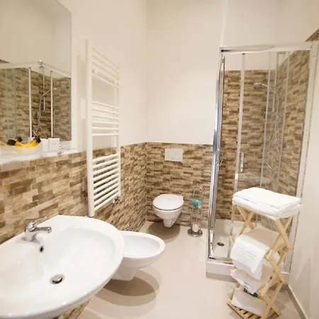 Basilicata Host To Host - Charme Guest house *